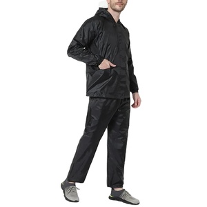Survêtement coupe-vent léger et imperméable en polyester et nylon avec logo personnalisé pour homme – Collection 2026 - Product Image 4