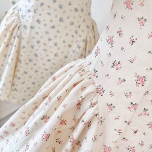 ชุดเดรสมินิเดรสแขนพองคอเหลี่ยมพิมพ์ลายดอกไม้หวานสำหรับผู้หญิงสวมใส่ในฤดูร้อน - Product Image 2