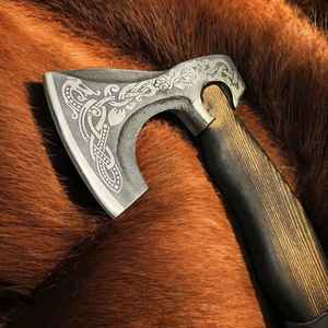 Hacha Vikinga Hecha a Mano al por Mayor, Grado Industrial, con Pelo, para Supervivencia al Aire Libre, de Alta Calidad, con Mango de Madera para Acampar, con Funda - Product Image 2