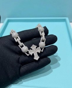 Collar Unisex de Plata de Ley 925 con Baño de Rodio, Diseño Hip Hop Cross Link, con Diamantes Moissanite VVS Brillantes - Product Image 5