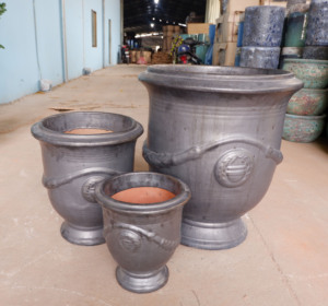 Maceta de cerámica de taza francesa esmaltada clásica al por mayor para suministros de jardín Homec para suelo, centro comercial o vivero, cerámica - Product Image 3