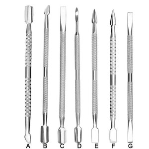 Outils de manucure et de pédicure, poussoir à cuticules Double face, prix de gros, meilleure vente, poussoirs à cuticules de callosités par INSTRUMENTS innovants - Product Image 1