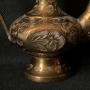 Jarra de latón Vintage, cafetera india, jarra de latón grabada pequeña vintage, jarra antigua de latón Vintage - Product Image 3