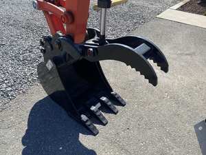 Mini-pelle KX033-4 Kubota 2023 t diesel compact puissant de niveau 4 avec pièces de machines de construction d'occasion louche extensible 3.3t - Product Image 4