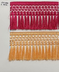 Cordones DE TRABAJO DE ESPEJO bordados en oro, plata y cobre ideales para usar como bordes y adornos por Diseñadores de ropa - Product Image 2