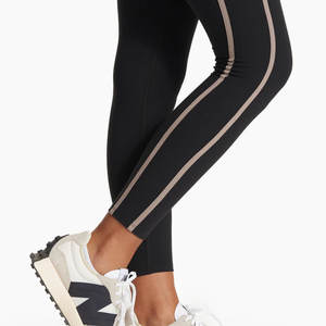 Ensemble de leggings et soutien-gorge de sport pour femmes avec logo personnalisé, séchage rapide, taille mi-haute, léger, respirant, en coton, prix de gros - Product Image 4
