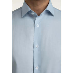 เสื้อเชิ้ตผู้ชายลำลองทรงโมเดิร์นเข้ารูปผ้าป๊อปลิน 100% คอตตอน ผ้ากันยับ รุ่น FS-TXT25-319 สำหรับฤดูใบไม้ผลิ - Product Image 4