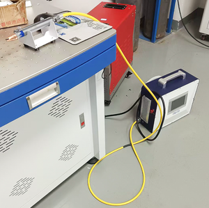 Nouvelle machine de soudage laser portable refroidie par air de 12 kg, mini-coupeur laser à points QCW portatif 300W 600W - Product Image 4