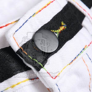 Shorts de Mezclilla para Hombre Hechos en Pakistán, con Contraste de Color, de Alta Calidad y Cómodos - Product Image 4