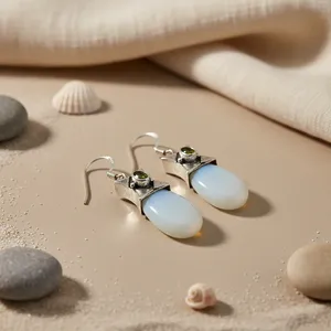 Boucles d'oreilles pendantes géométriques bohèmes Art Palace en or rose plaqué, calcédoine bleue et péridot pour femme - Cadeau tendance certifié par une tierce partie - Product Image 2