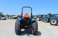 Tracteur agricole New Holland Workmaster 50, 4 roues motrices, 60 CV, automatique