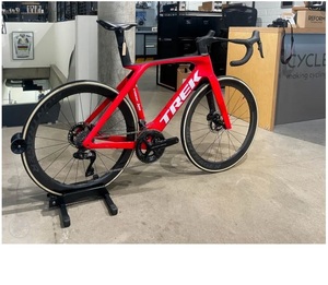 ¡Descubre esta nueva iTrek Madonne SLR 9 Gen 7 de 56 cm! – Exemplar de exhibición/demonstración con marcas ligeras, con 1 año de garantía. Disponible en unidades. - Product Image 2