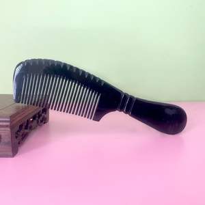 Peigne en corne de buffle intelligent pour peigne en corne de cheveux couleur d'extension de cheveux pleine corne naturelle pour cheveux avec la meilleure qualité au Vietnam - Product Image 4