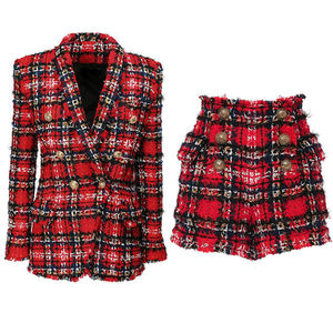 Ensemble hiver deux pièces pour femme A4389, classique, rouge, à double boutonnage, à franges, en tweed à carreaux, taille XS, au-dessus du genou - Blazer et short - Product Image 5