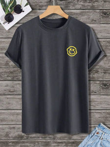 Camiseta lavada con ácido Vintage de tendencia para hombre 100% algodón suave estampado Digital en Pakistán - Product Image 6