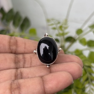 Anneaux en obsidienne noire de style bohème faits à la main par des designers, très vendus, plaqués argent, pierres précieuses naturelles, fiançailles, tendance, en laiton - Product Image 3