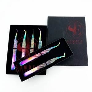 Somofy Enterprises Pince à cils professionnelle en diamant à 45 degrés avec logo personnalisé Acier inoxydable durable multi-volume en forme de L - Product Image 5