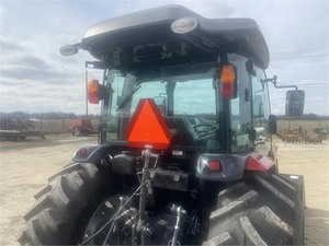 Équipement Agricole Occasion 2021 MASSEY FERGUSON 2860M Fournisseur direct Tracteurs Utilitaires Massey Model 4X4 - Product Image 5