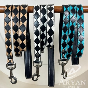 Correas y collares para perros manos libres de cuero a cuadros de lujo personalizados de alta calidad, cuerda para perros grandes, grandes, medianos y pequeños - Product Image 1