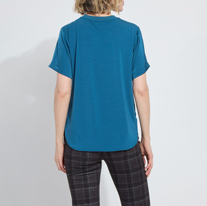 Blusa Casual de Satén para Mujer, Color Verde Azulado, con Dobladillo Curvo, <span class=keywords><strong>Manga</strong></span> <span class=keywords><strong>Corta</strong></span>, Cuello Redondo, Corte Holgado, Tipo Seda, Venta al Por Mayor OEM/ODM - Product Image 2