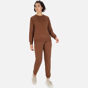 Ensemble de survêtement d'hiver deux pièces pour femmes Ensemble de jogging deux pièces pour femmes personnalisé Survêtements pour femmes de qualité supérieure avec OEM - Product Image 5