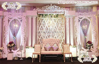 Scène de mariage ouverte avec piliers en cristal, décoration de scène de grande cérémonie de mariage tamil, scène de réception de mariage tamil en Australie