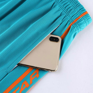 Uniforme de basket-ball pour hommes de haute qualité vêtements de sport respirants pour les entreprises de prestation d'entraînement d'équipe - Product Image 6