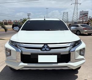 มือสอง LHD/RHD 2023 MITSU_BISHIS L200 4x4 - Product Image 1