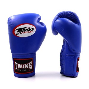 Professional Custom Lace Up Twins Boxing Gloves Top Quality Gloves Fighting Gears Custom Design & Logo Muay Thai Boxing Gloves - Product Image 2