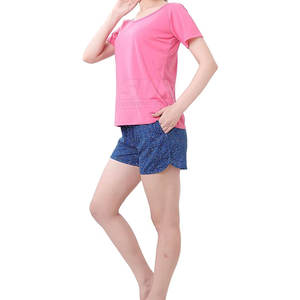 ชุดออกกำลังกายสองชิ้นสำหรับผู้หญิง แบบสั้นเหนือเข่า พิมพ์ลายตามสั่ง เนื้อผ้าคอตตอน 100% ระบายอากาศ แห้งเร็ว สวมใส่สบาย - Product Image 4