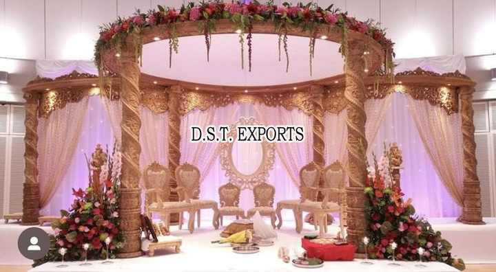 Dreamy Palazzo Wedding Mandap & Stage Gorgeous Crystal Pillars Wedding Mandap/Stage  Indian Wedding Crystal Mandap/Stage