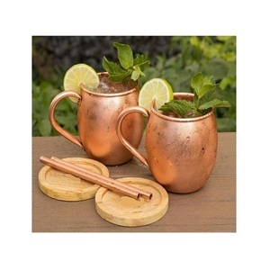 Lot de deux tasses à eau rondes en cuivre martelé Moscow Mule Mug avec poignée en laiton à prix abordable - Product Image 4