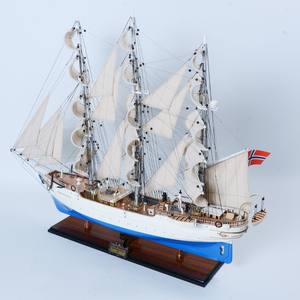 Christian Radich L80 (velas curvadas)-Lovely Antiqued Wood Craft Painted Cedar Angel Inspired Vintage Wall Signs Cajas de madera - Product Image 3