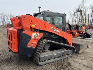 Chargeuse compacte sur pneus KUBOTA SVL95-2S 2013 avec moteur - Product Image 4