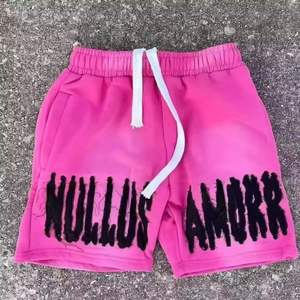 Short de sport pour hommes de haute qualité Logo personnalisé Streetwear vierge avec impression bouffante Style décontracté - Product Image 5