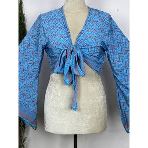 Blusa Hippie Bohemio de Manga Larga para Mujer con Motivo Intrincado de Flores Coloridas, Diosa de Fantasía, Seda de Cachemira Exótica con Lazo Delantero - Product Image 3