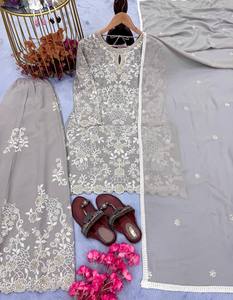 Ropa DE BODA Diseñador de ropa de fiesta Look Pur Heavy Faux Georgette Top Plazzo & Dupatta Set - Product Image 1