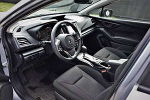 Auto Usado de Calidad a Precio Accesible, Subaru Impreza 2.0i 2018, Volante a la Izquierda - Product Image 2