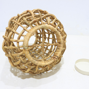 Lanterne en bambou faite à la main de l'usine Artex Dong Thap Bougeoir rustique écologique pour les décorations d'événements spéciaux intérieurs/extérieurs - Product Image 1