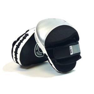 Mitones de boxeo objetivo de cuero de entrenamiento profesional de alta calidad último diseño almohadillas de enfoque curvas directo de fábrica de alta resistencia - Product Image 6