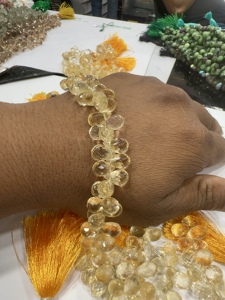 ลูกปัดหินควอตซ์หนามีเหลี่ยมเพชรพลอยธรรมชาติควอตซ์ Briolette ขนาด8นิ้ว - Product Image 2