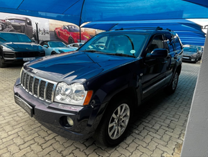 Jeep Grand Cherokee 2006 Usado de Calidad y Precio Accesible, Motor 5.7 Hemi V8 Overland, Volante a la Derecha - Product Image 3