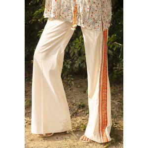 Traje de 3 Piezas para Mujer con Estampado Floral y Cuello Bordado CL-62150 - Product Image 4