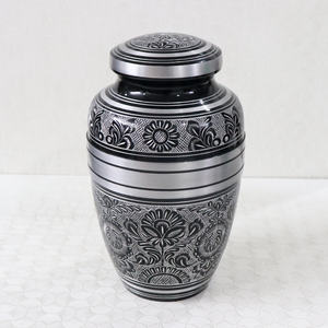 Urna de cremación de aluminio para adultos más vendida, Memorial funerario para cenizas humanas, suministros funerarios de metal de la India por HHO - Product Image 1