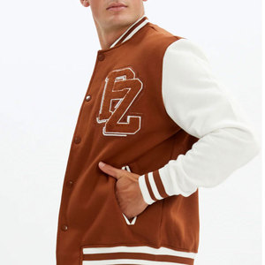 Veste d'hiver Letterman à col montant personnalisable pour hommes, utilisation en extérieur, logo avant, vente en gros, taille disponible - Product Image 2