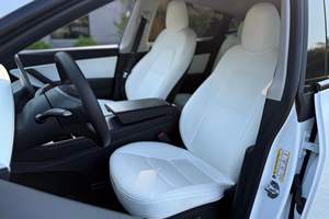 2022 Tesla Model Y Long Range AWD RHD LHD Usado ¡Comprar ahora! - Product Image 2