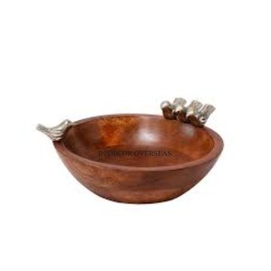 Bols de service en bois de qualité supérieure, coulé en aluminium, argenté, brillant et poli, à prix impressionnant. - Product Image 1