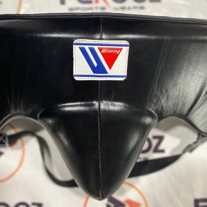 อุปกรณ์ป้องกันสำหรับฝึกซ้อมคิกบ็อกซิ่ง ยี่ห้อ Winning สีดำ ป้องกันบริเวณขาหนีบและหน้าท้อง คุณภาพสูง สำหรับผู้ชาย ขาย - Product Image 2