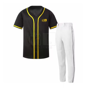 Uniforme de Béisbol Unisex Personalizado, MOQ Bajo, Nuevo, Ligero, Cómodo, Transpirable, de Secado Rápido, Hecho en Pakistán - Product Image 1