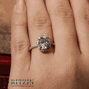 Bague de fiançailles en argent sterling avec halo de moissanite ovale et ronde et accent solitaire, sertie à griffes, pour femme - Product Image 6